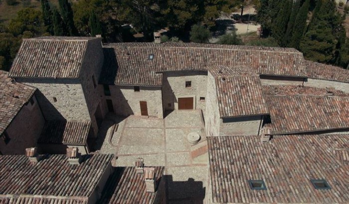 Todi – Castello Di Petroro