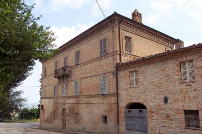 Monteleone di Fermo (FM) – Villa Felice