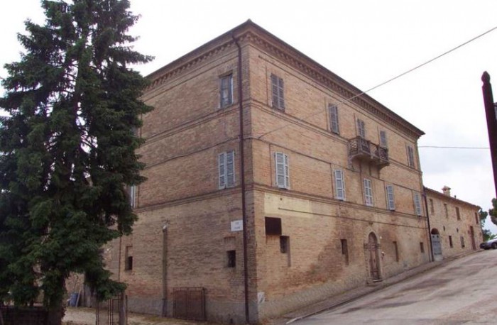 Monteleone di Fermo (FM) – Villa Felice