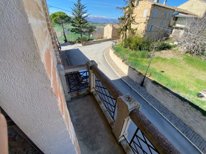 Monteleone di Fermo (FM) – Villa Felice