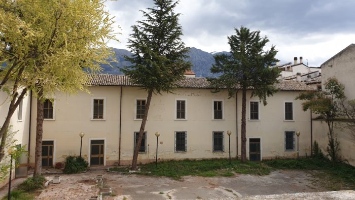 Sulmona (AQ) – Caserma De Amicis