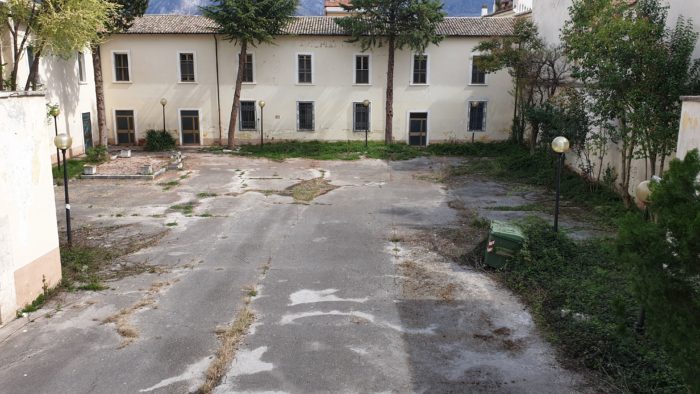 Sulmona (AQ) – Caserma De Amicis