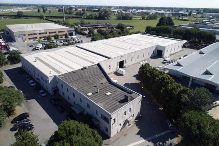 Zelo Buon Persico – Complesso Industriale in via Dante