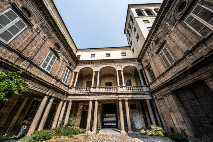 PIACENZA – PALAZZO COSTA FERRARI