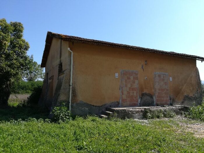 Tivoli (RM) – Ex Azienda Agricola Cesurni