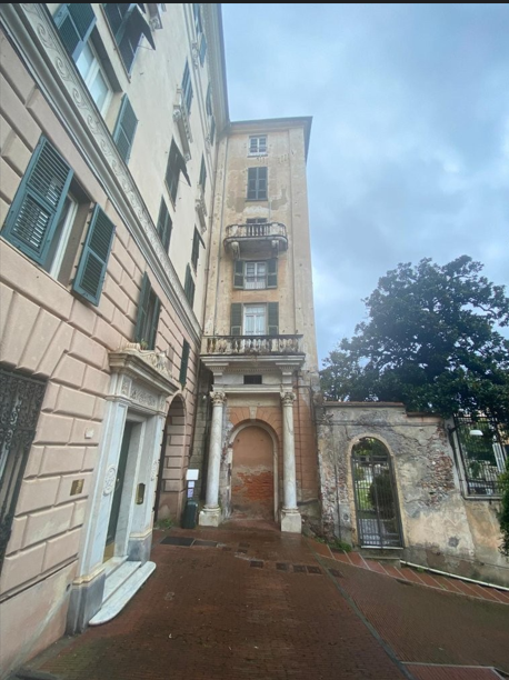 Genova – Palazzo Galliera (Investire nella Storia)