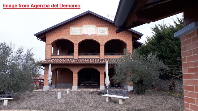 Mongardino (AT) – Fabbricato e terreno