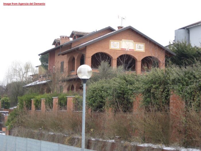 Mongardino (AT) – Fabbricato e terreno