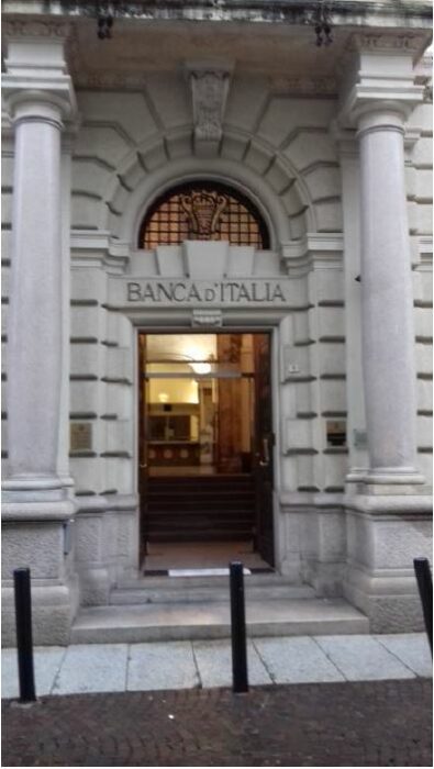 NOVARA – Edificio cielo/terra sito in Via Negroni, 6-8