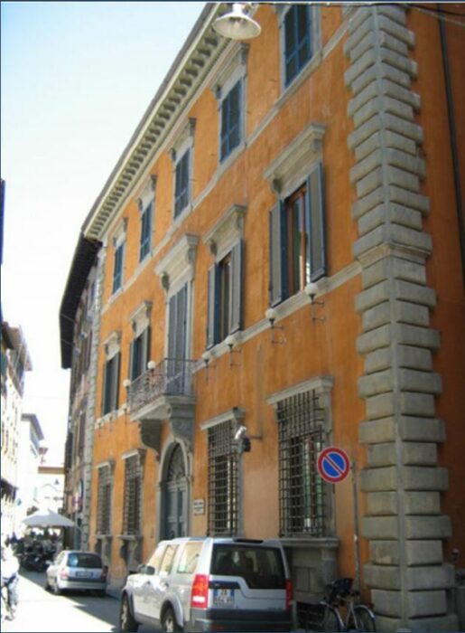 PISA – EDIFICIO CIELO/TERRA IN VIA SAN MARTINO, 100