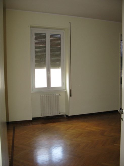 IMPERIA – Edificio cielo/terra sito in Via felice Cascione, 39