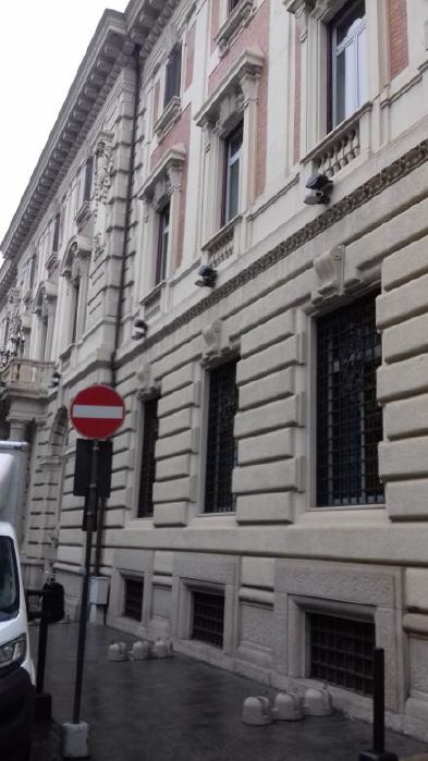 NOVARA – Edificio cielo/terra sito in Via Negroni, 6-8