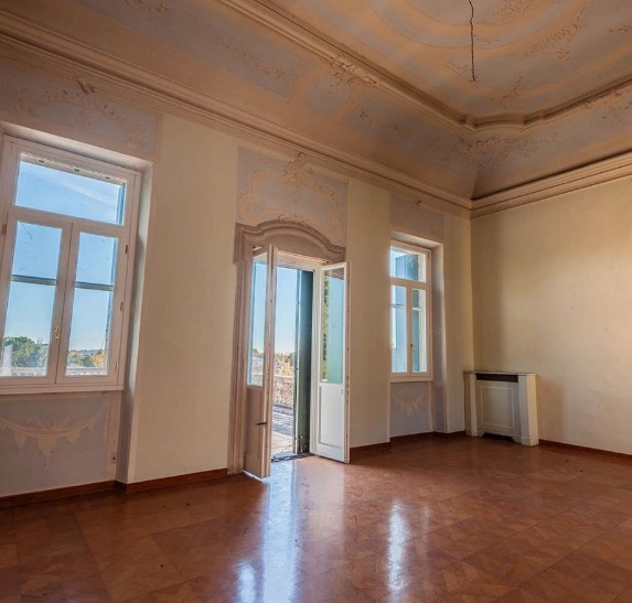 VITTORIO VENETO (TV) – PALAZZO DORO ALTAN