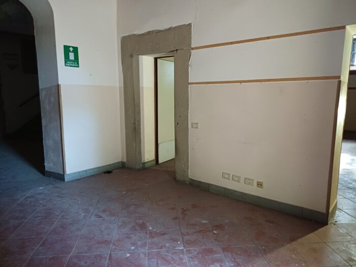 AREZZO (AR) – VILLA CHIANINI