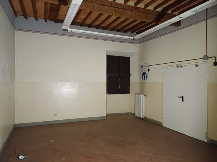 AREZZO (AR) – VILLA CHIANINI