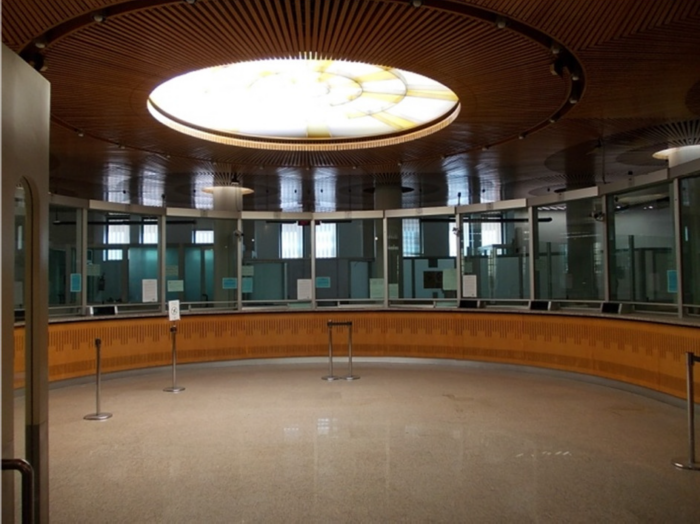 CALTANISSETTA (CL)- Corso Umberto I n. 126 (Ex filiale della Banca D’Italia)