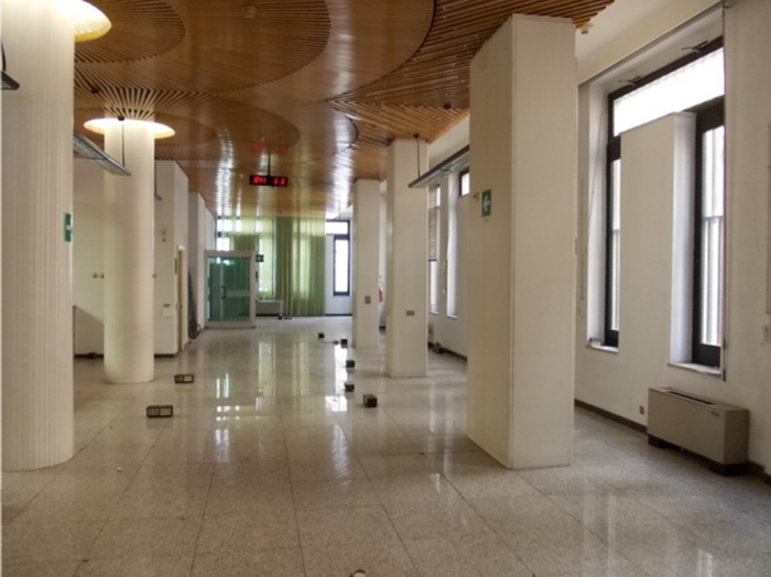 CALTANISSETTA (CL)- Corso Umberto I n. 126 (Ex filiale della Banca D’Italia)