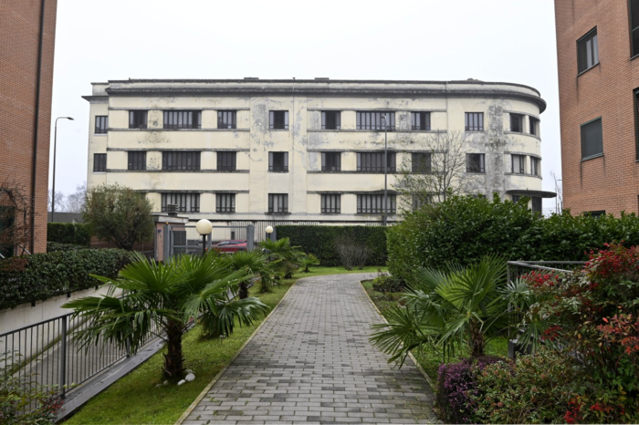Milano (MI) – Ex Scuola di Via Zama