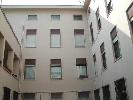PESARO (PU) – Edificio cielo-terra in Via G. Rossini n. 79