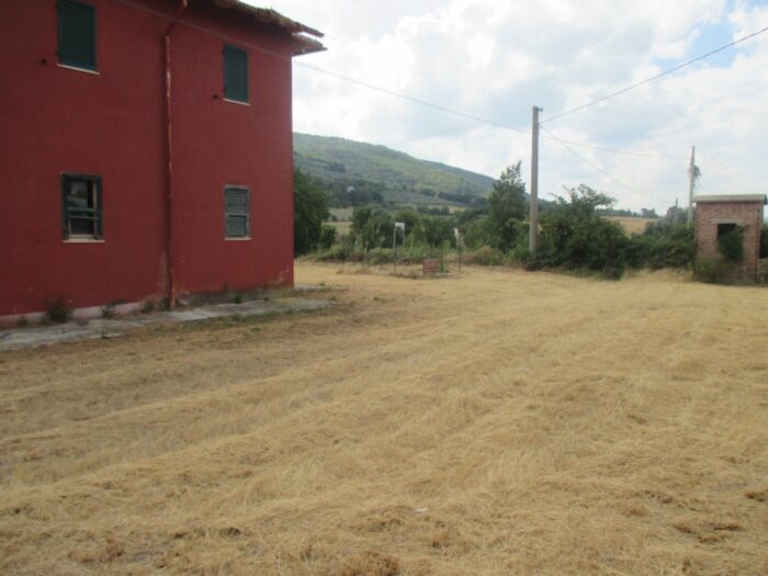 Gualdo Tadino (PG) – Ex casa cantoniera di Rigali