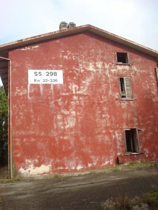 Gubbio (PG) – Ex Casa Cantoniera di Mengara