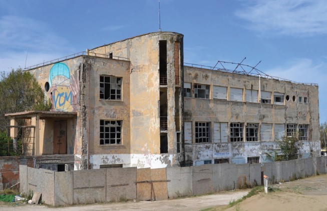 Rimini (RN) – The Adriatic Coastline Transformation: Iconic Coastal Colonies
