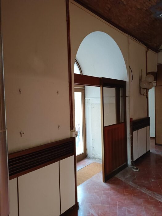 Todi (Pg) – Locali in Palazzo dei Priori (ex sede Banca Mps Spa)