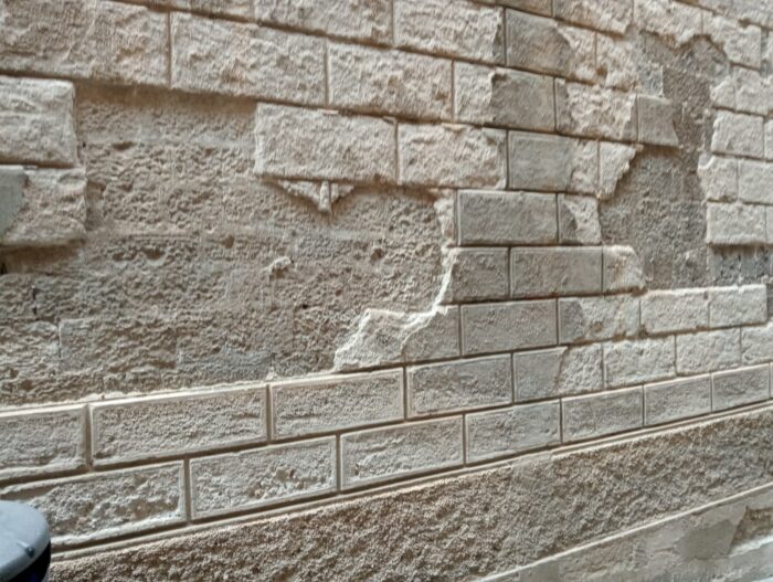 Todi (Pg) – Locali in Palazzo dei Priori (ex sede Banca Mps Spa)