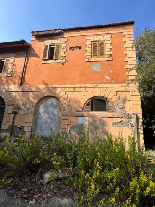 Livorno (LI)- Villa Rodocanacchi e Foresteria via Monterotondo