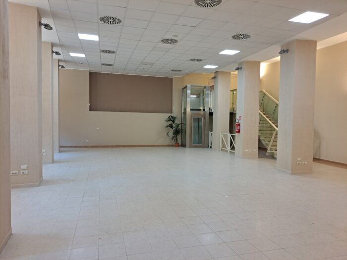 Roma (RM)- Locali ex palestra Dopolavoro dei Monopoli di Stato