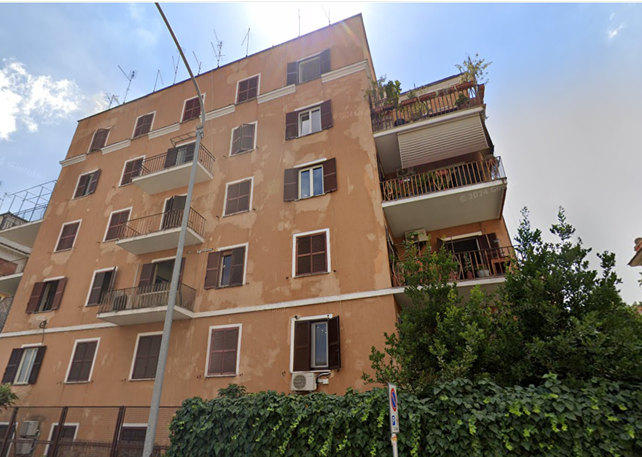 Roma (RM)- Unità Immobiliare Circonvallazione Appia 4° piano